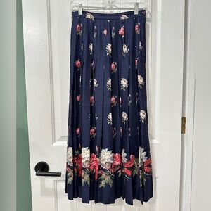 Vintage The Eagle’s Eye Pleated Floral Midi Skirt